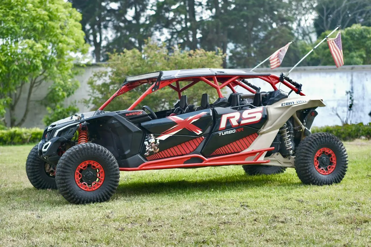 Can-Am Maverick X3 MAX X RS Turbo RR vista 1