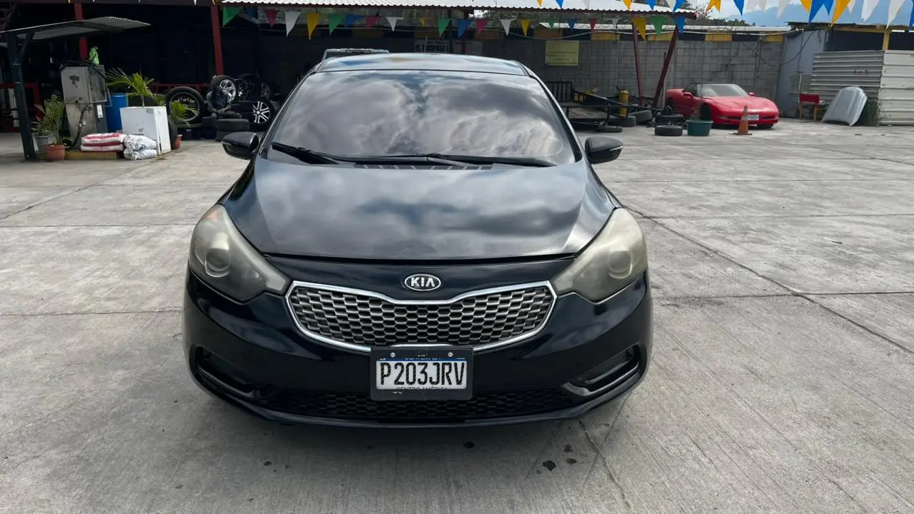 Kia Forte vista 1