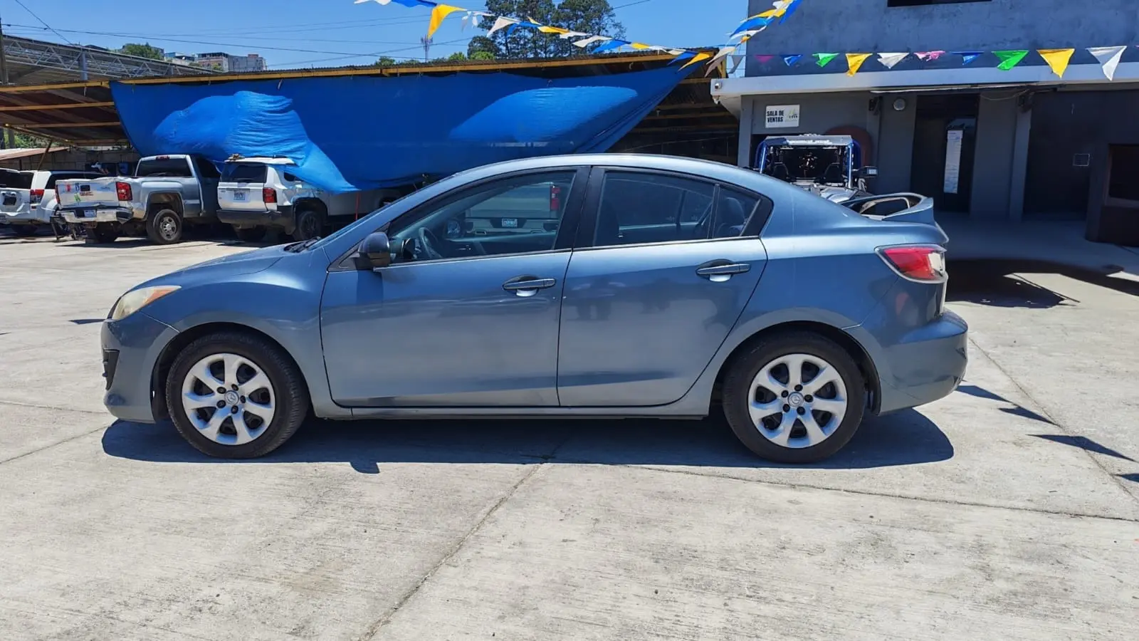 Mazda Mazda3 vista 1