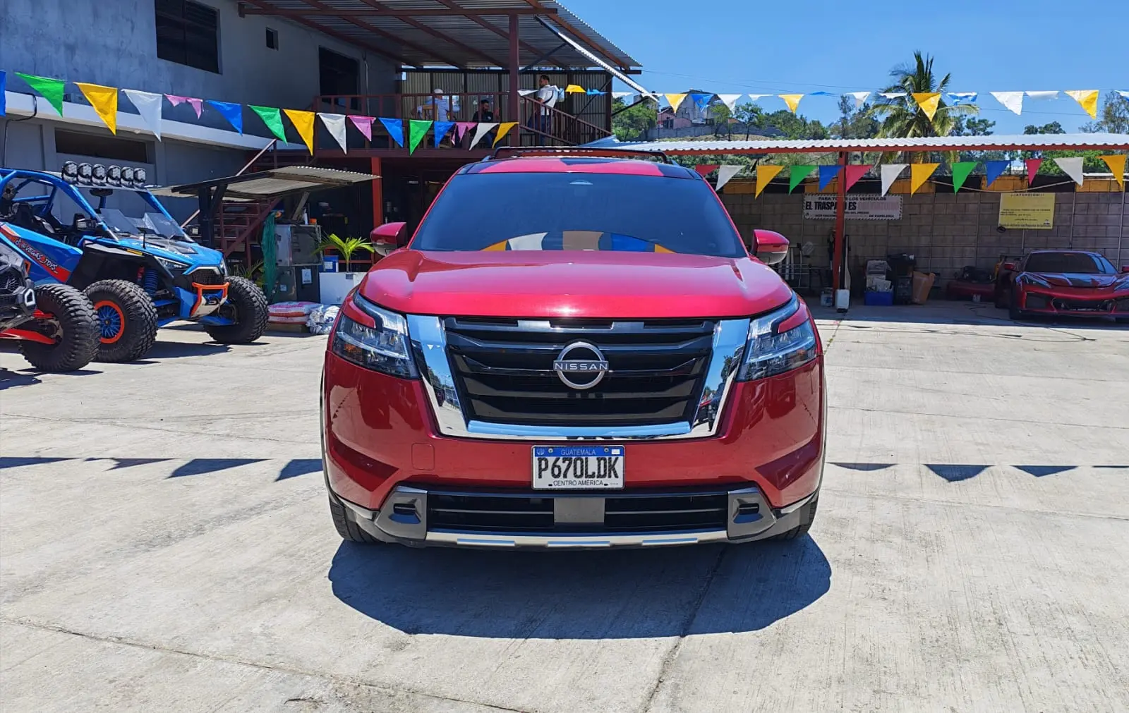 Nissan PathFinder vista 1